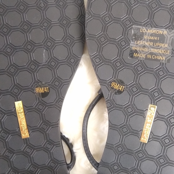 Louise et Cie black & gold flat sandals - Picture 3 of 9